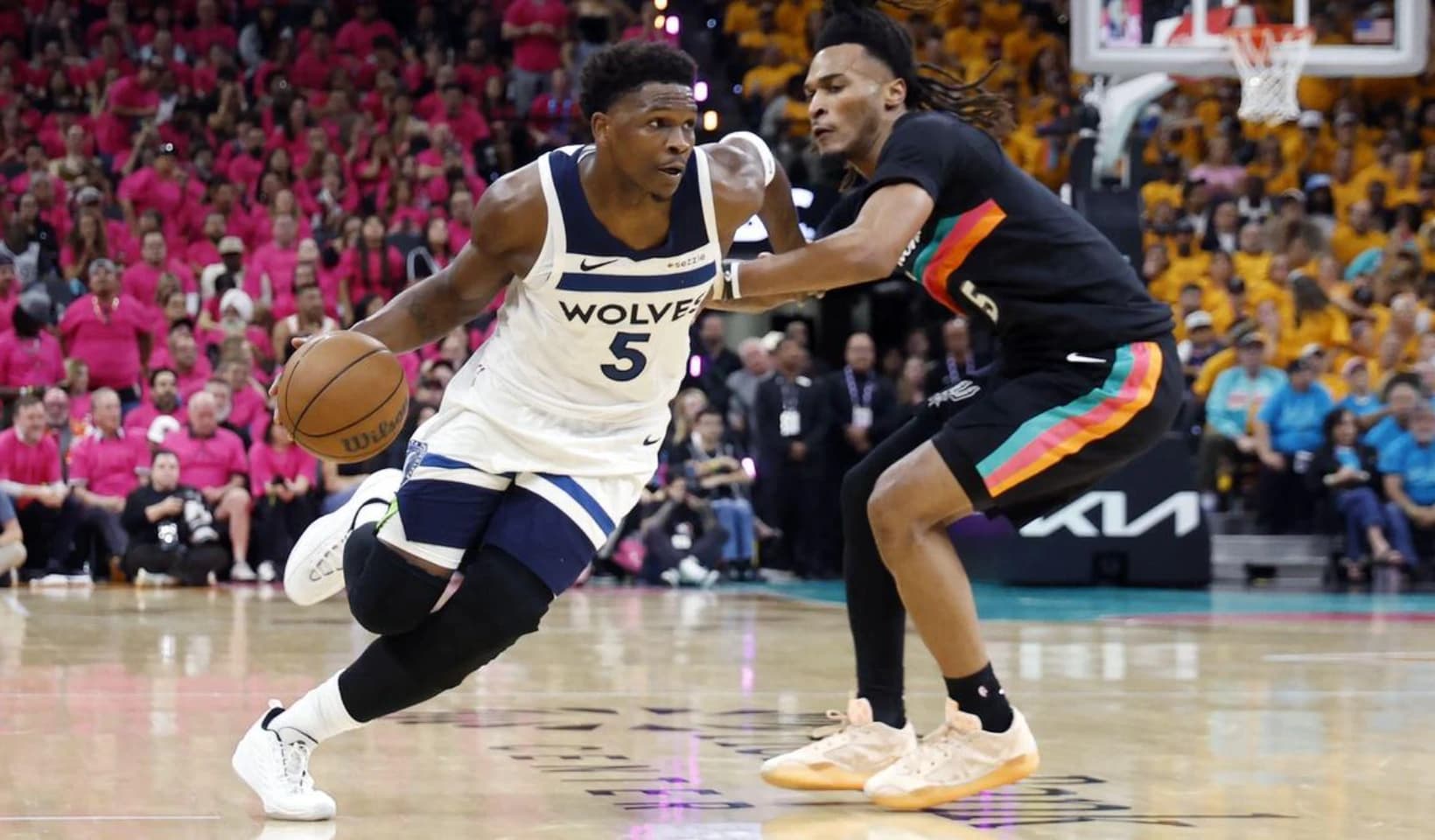 NBA Playoffs: ნიუ იორკ ნიქსი და მინესოტა ტიმბერვულვზი სერიებს გამარჯვებით იწყებენ