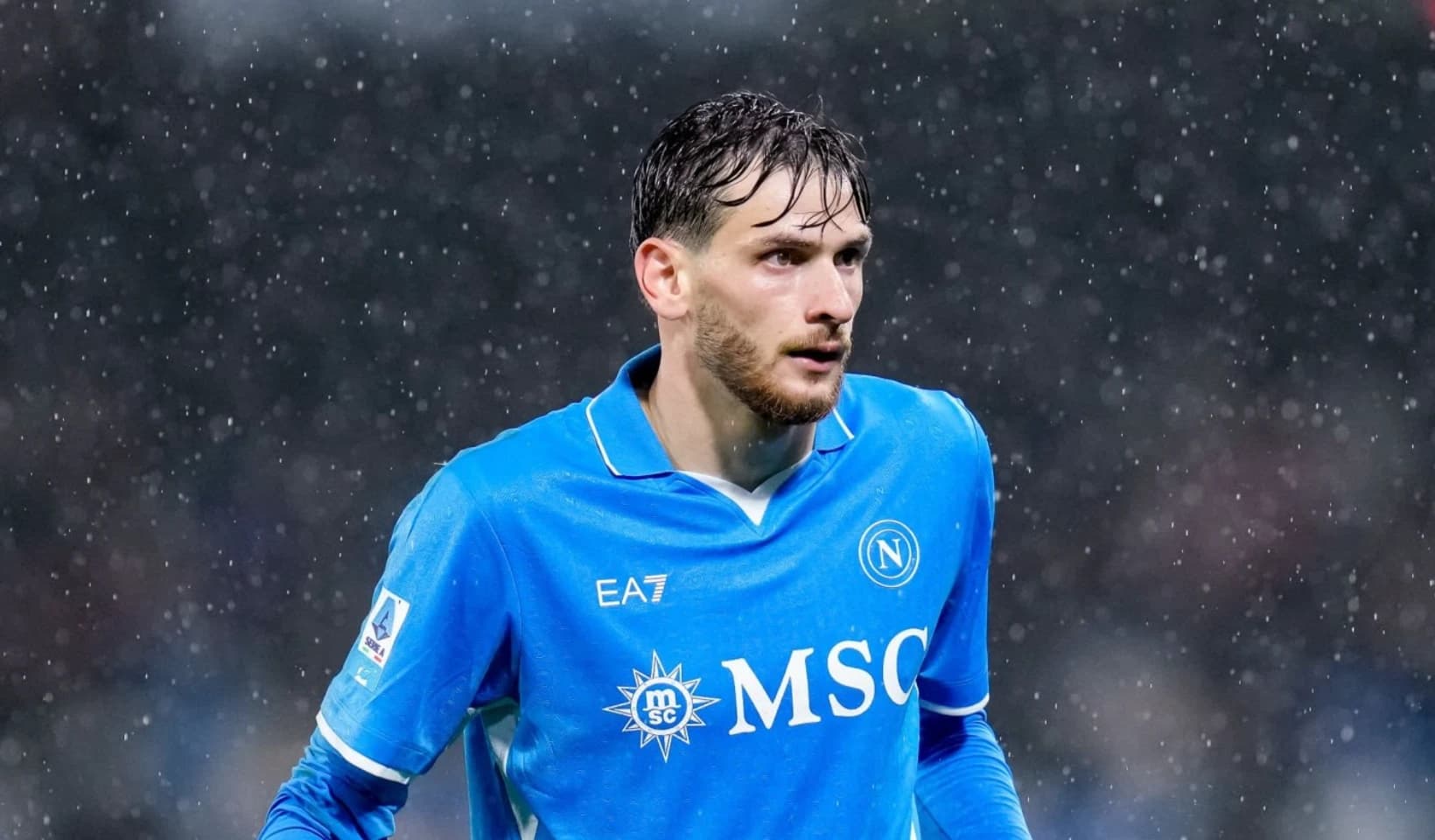 ხვიჩა კვარაცხელიას სატრანსფერო ფასი Transfermarkt-ზე გაიზარდა