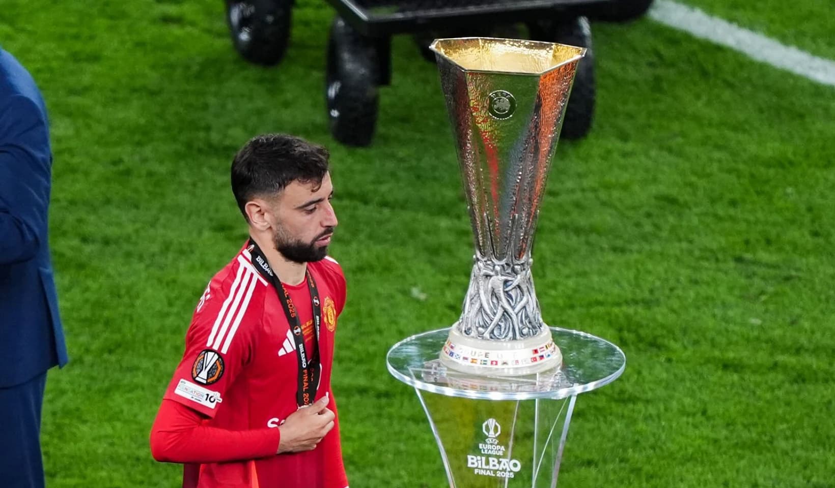"გეტყვით, როდის დავტოვებ მანჩესტერ იუნაიტედს", - ბრუნო ფერნანდეში
