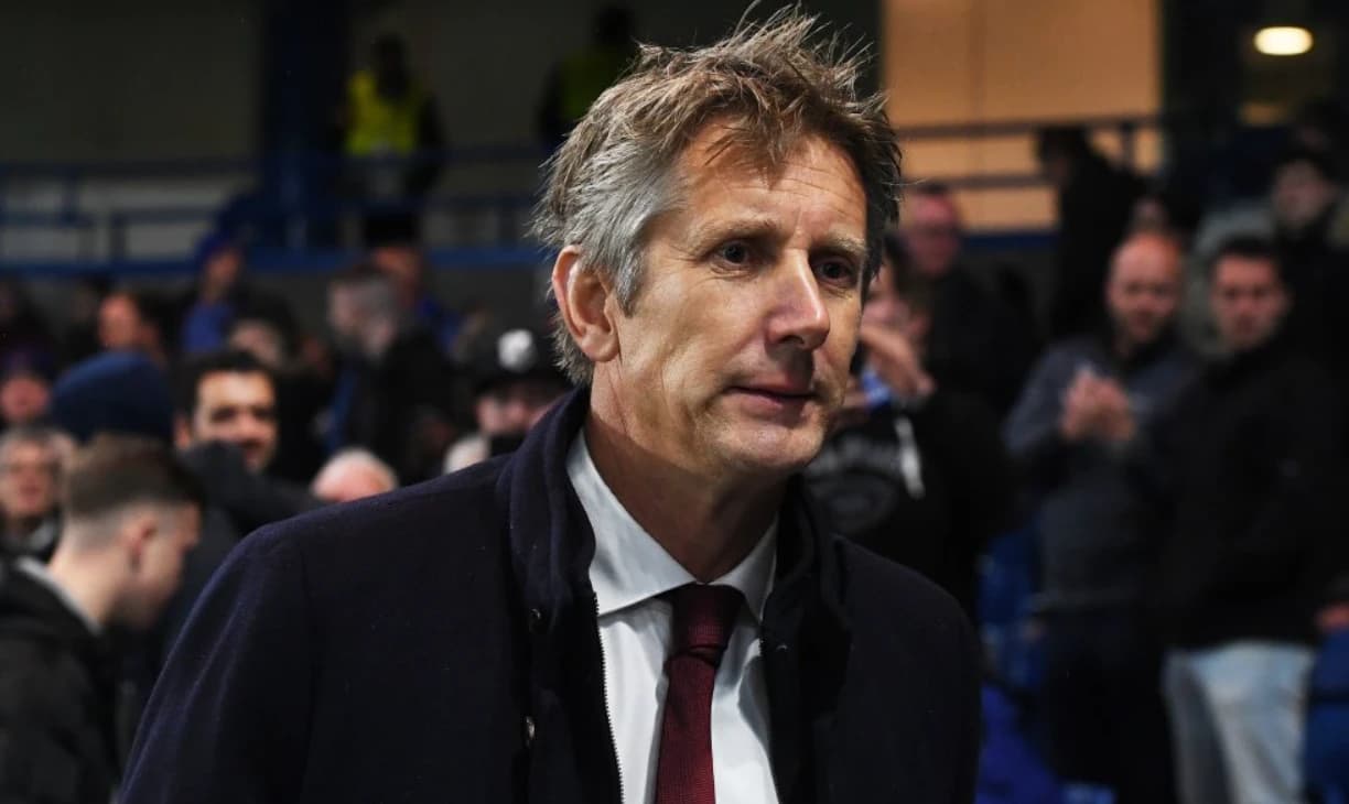 "დღემდე მისი გულშემატკივარი ვარ", - ედვინ ვან დერ სარმა საუკეთესო მეკარე დაასახელა