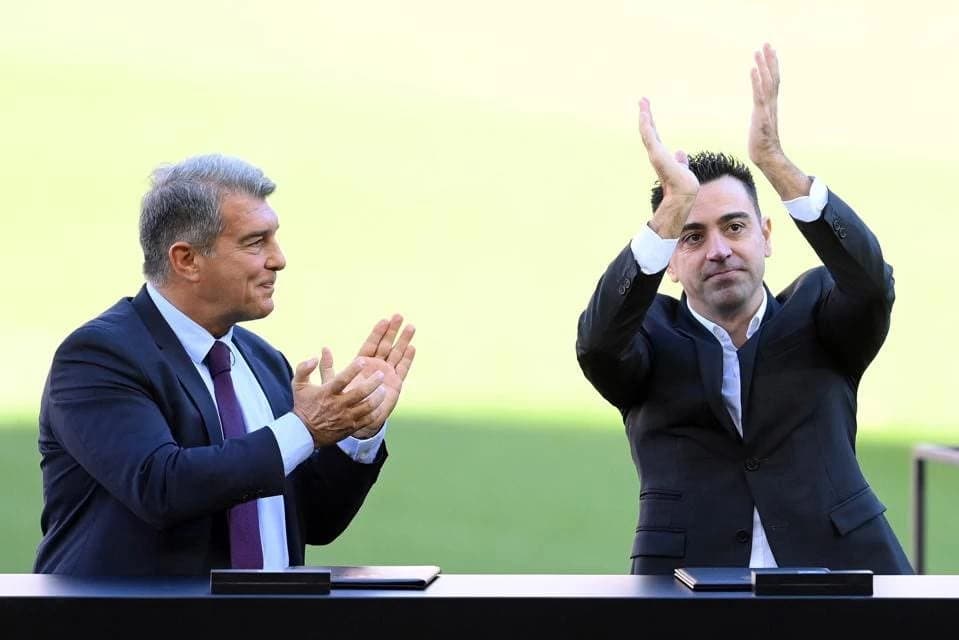 ჩავიმ ბარსელონაში დარჩენა გადაწყვიტა - ფაბრიციო რომანო