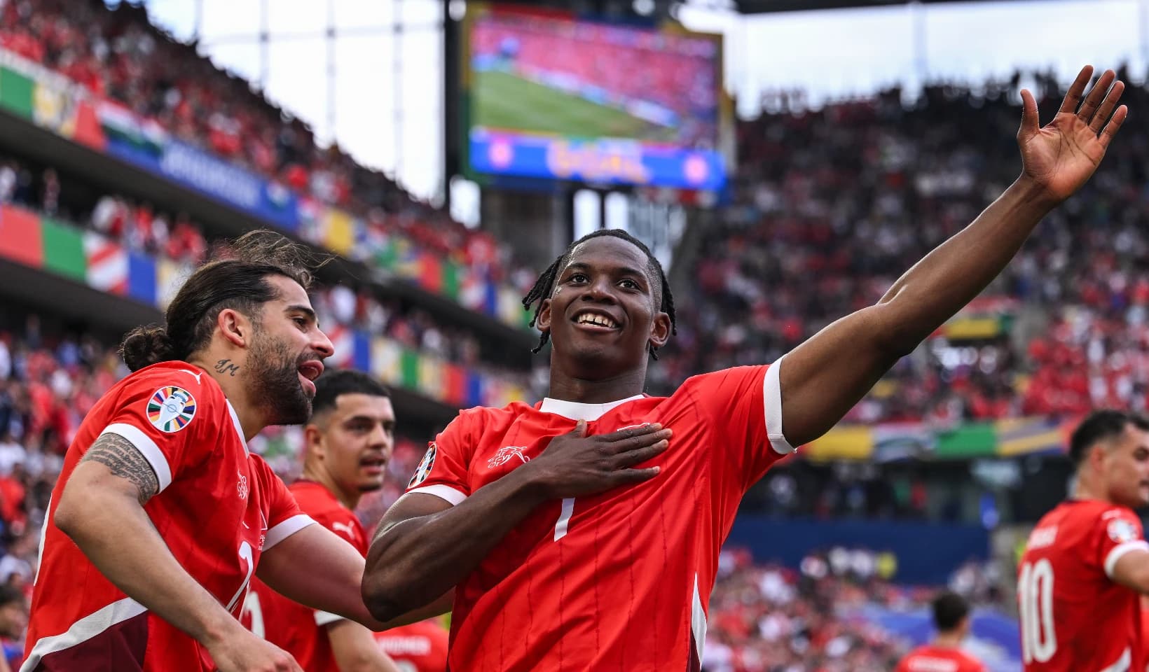 უხვგოლიანი მატჩი კიოლნში — შვეიცარიამ უნგრეთი დაამარცხა