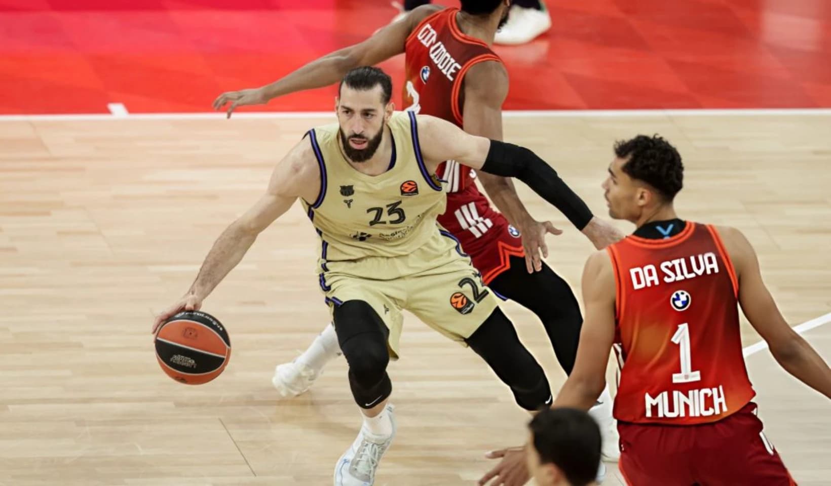 ბარსელონამ ბაიერნს მოუგო - MVP თორნიკე შენგელია გახდა