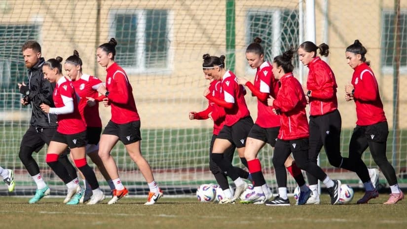 ეს დიდი გამოწვევაა ჩვენთვის, - საქართველოს ქალ ფეხბურთელთა ნაკრების მთავარი მწვრთნელი