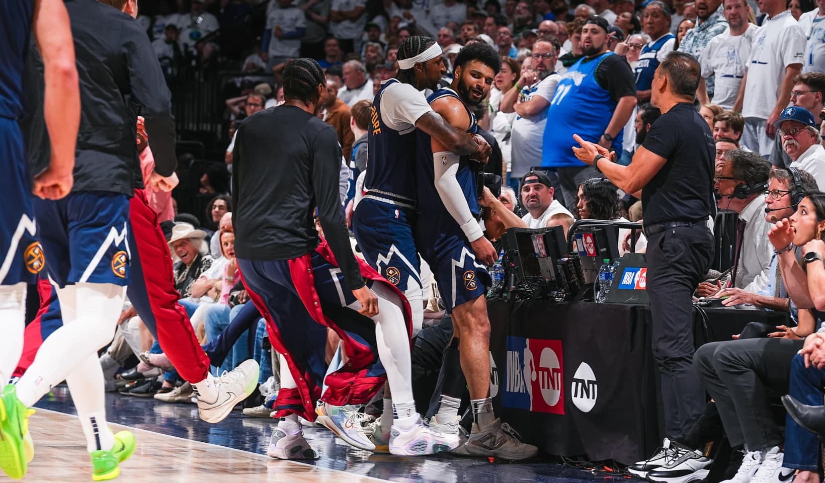 NBA: დენვერი და ინდიანა სერიაში ანგარიშს ათანაბრებენ